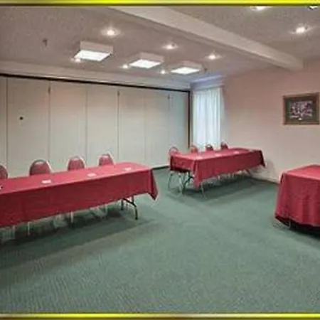 Quality Inn & Suites Schoharie near Howe Caverns 