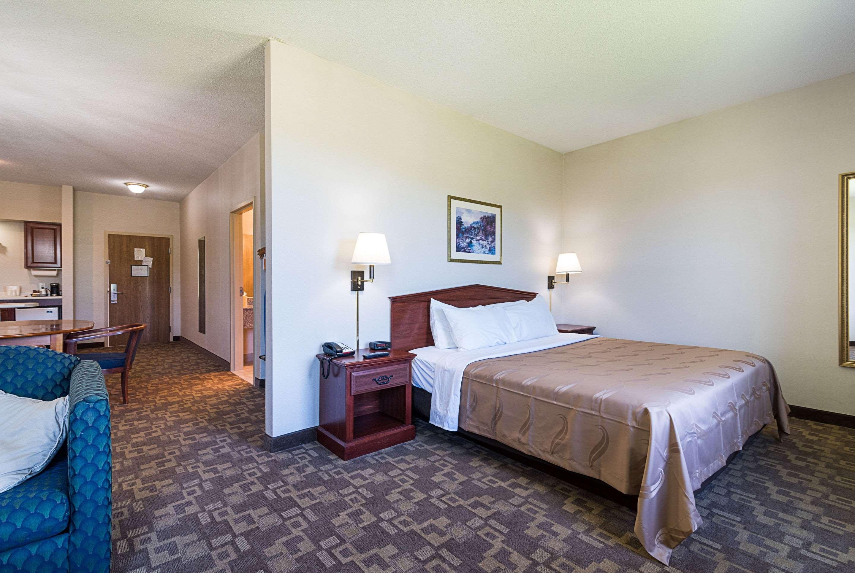 Quality & Near Howe Caverns Hotel Schoharie