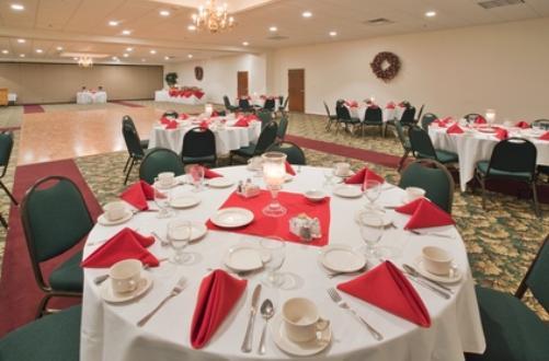 Hotel Quality & Near Howe Caverns 3*